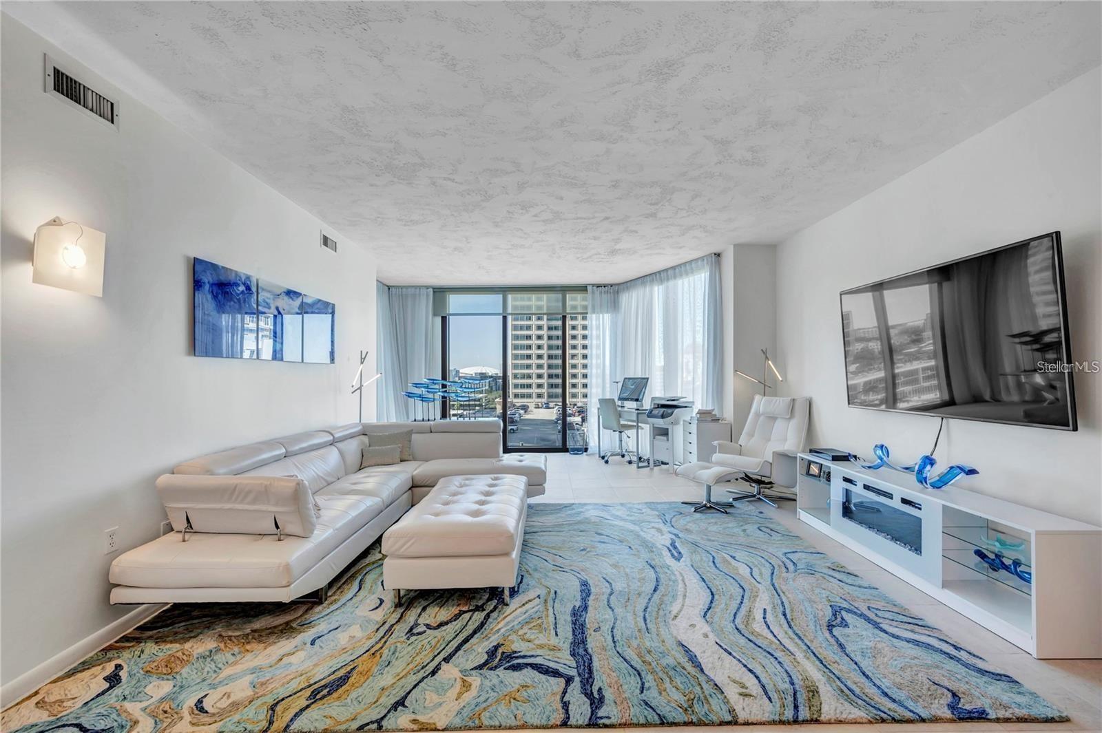 BAYFRONT TOWER CONDO - Residential Lease