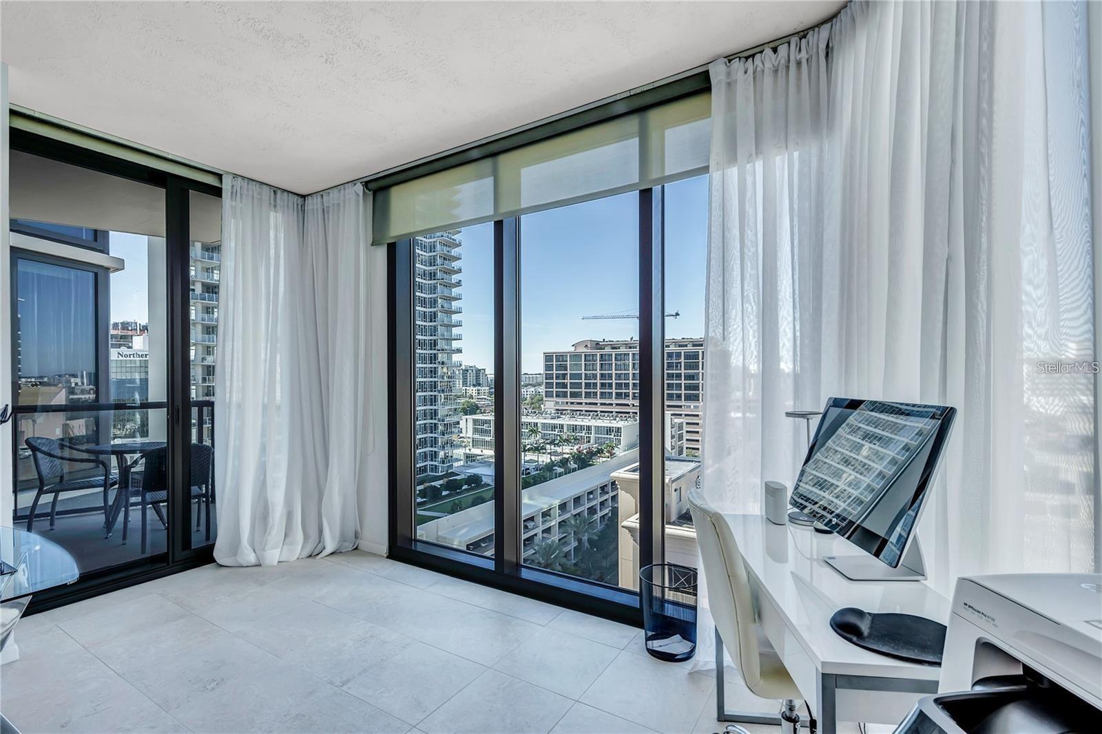 BAYFRONT TOWER CONDO - Residential Lease