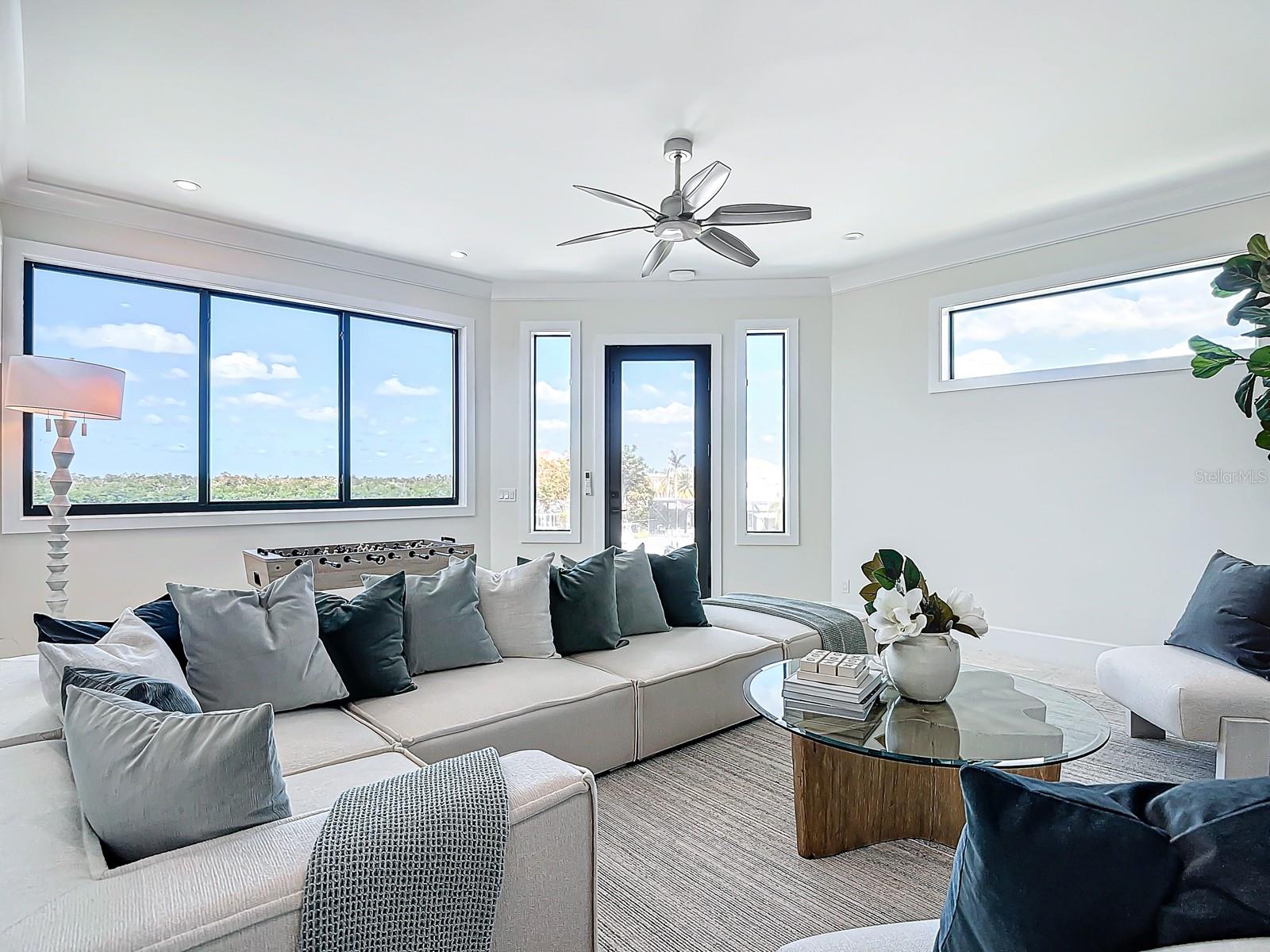 BAY HARBOUR ESTATES - Residential