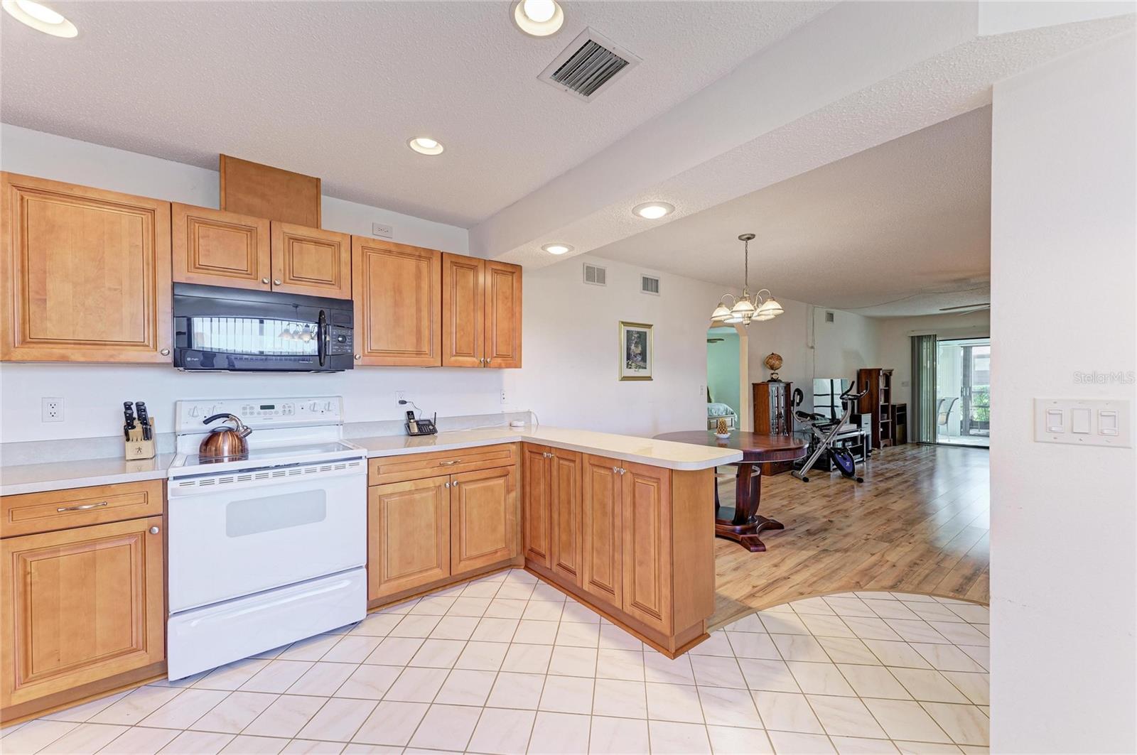MORTON VILLAGE - Residential
