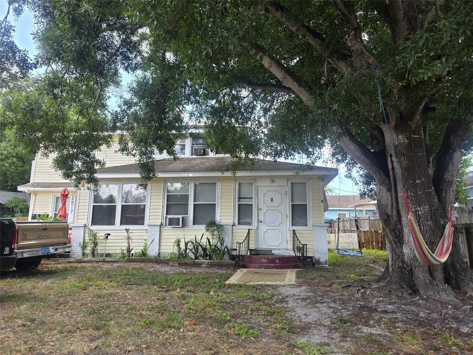 VIERHOUTS - Residential Income