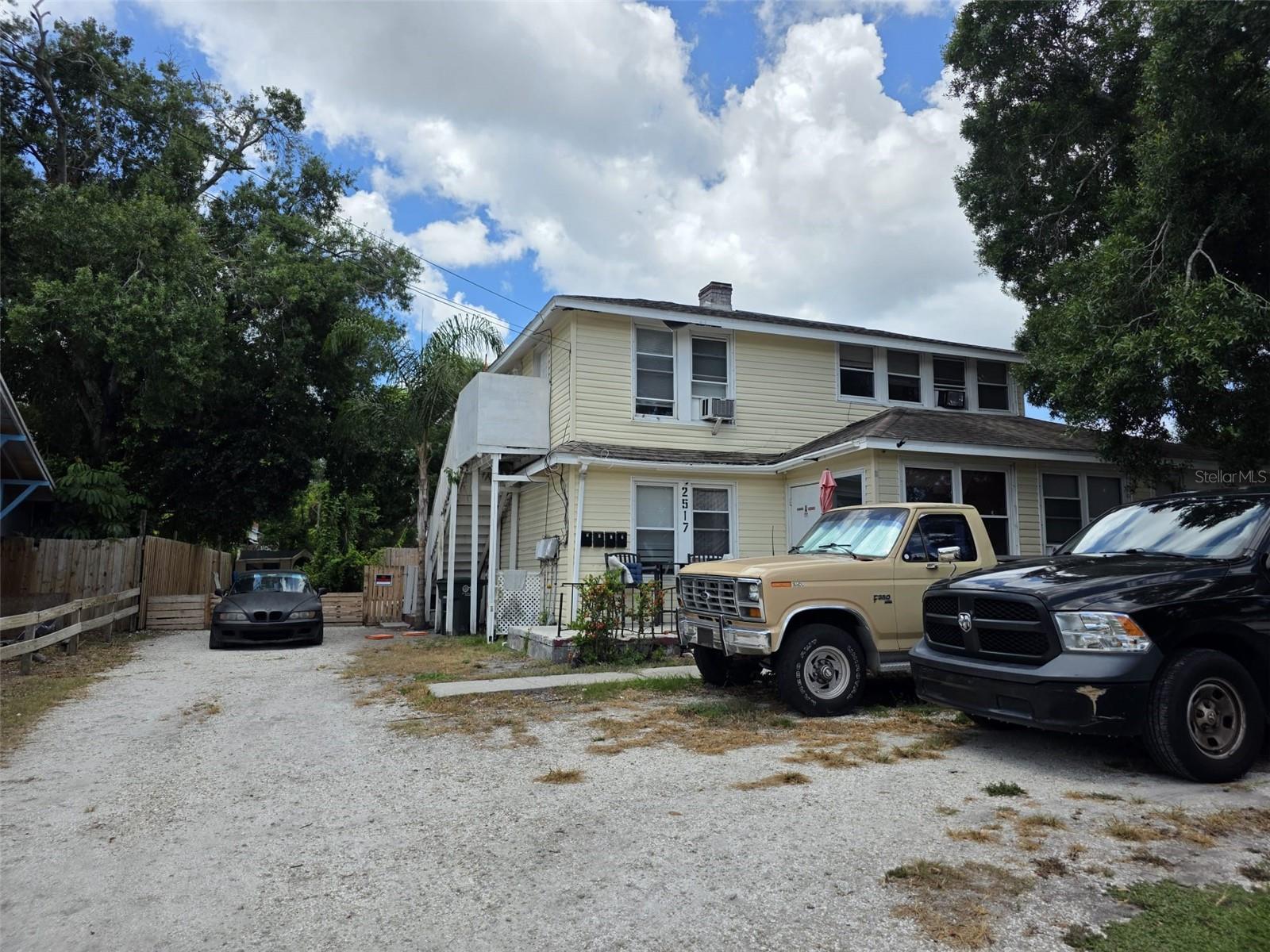 VIERHOUTS - Residential Income