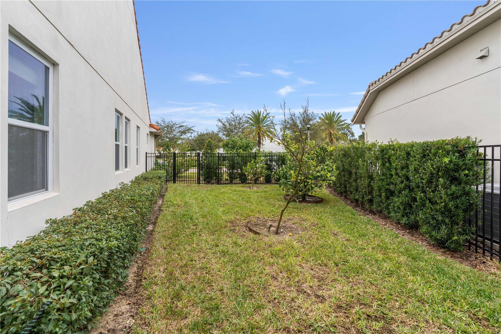 ESTATES/SWEETWATER GOLF & COUN - Residential