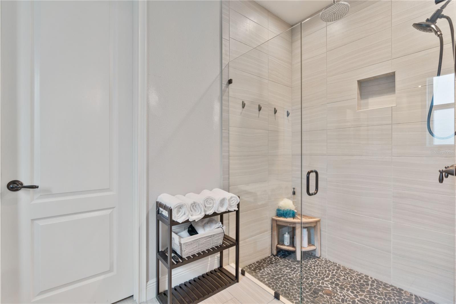 ESTATES/SWEETWATER GOLF & COUN - Residential