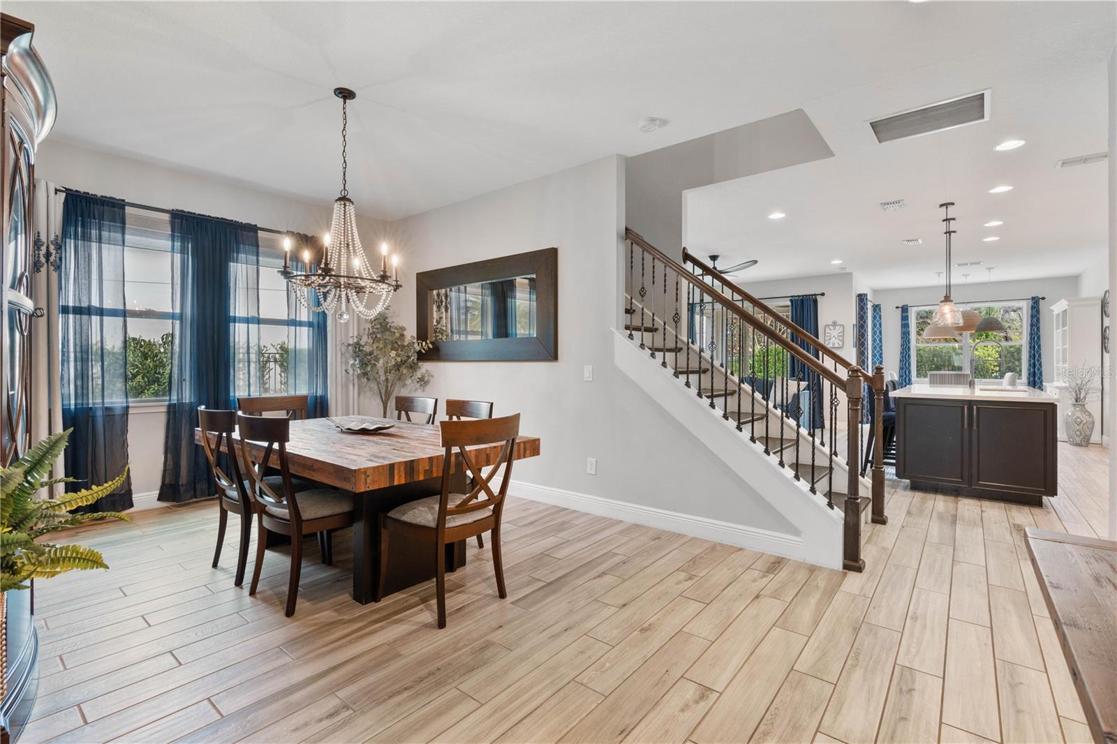 ESTATES/SWEETWATER GOLF & COUN - Residential
