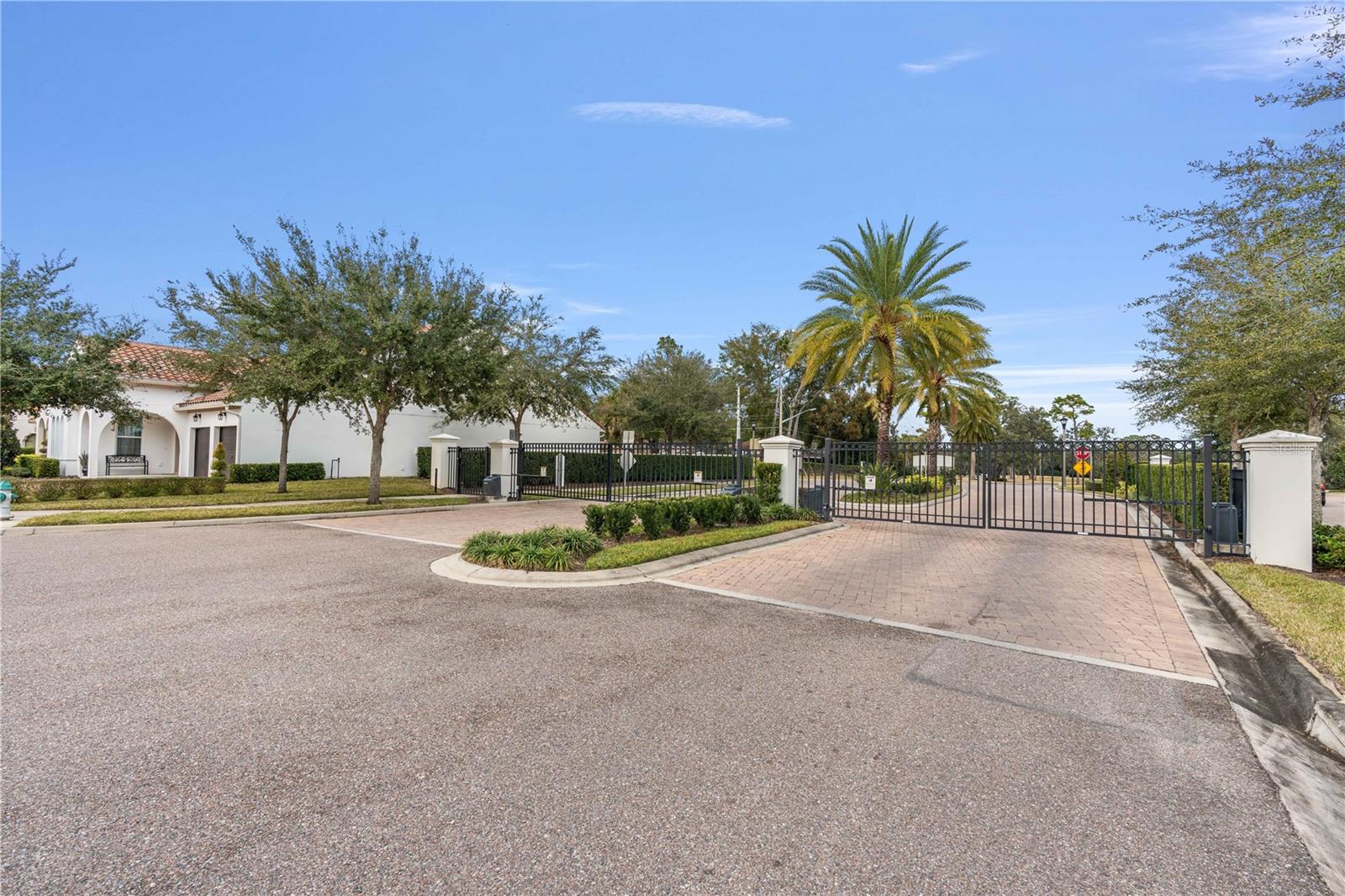 ESTATES/SWEETWATER GOLF & COUN - Residential