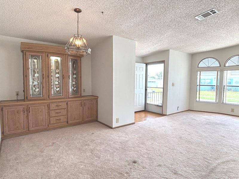 LAURELWOOD MOBILE ESTATES UNIT 01 - Residential
