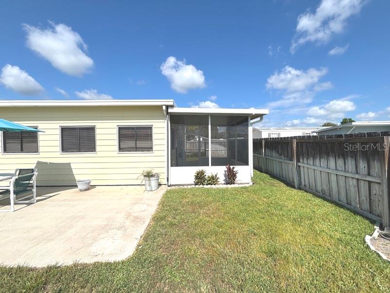 LAURELWOOD MOBILE ESTATES UNIT 01 - Residential