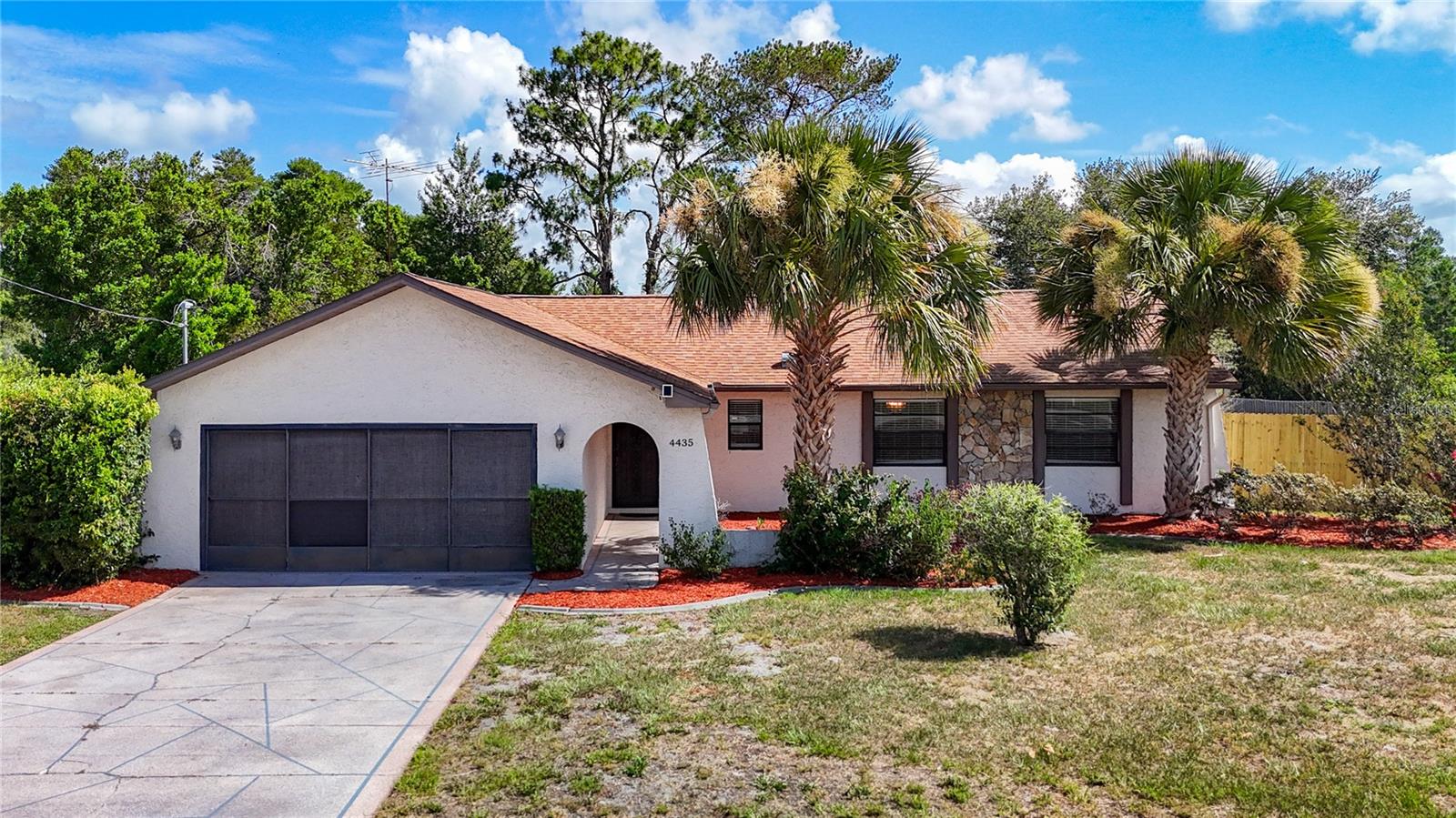 SPRING HILL - Residential
