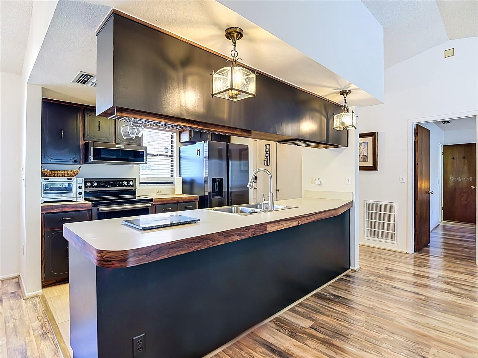 SPRING HILL - Residential