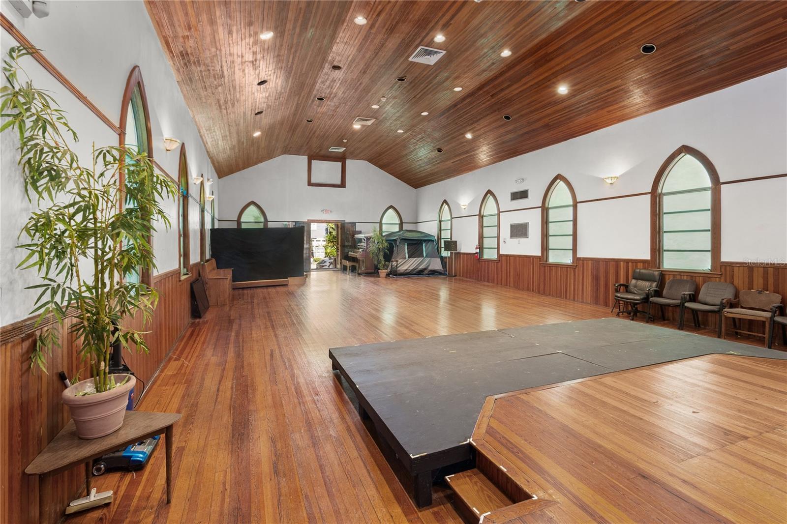 GAINESVILLE BRUSH ADD TO- - Commercial Sale