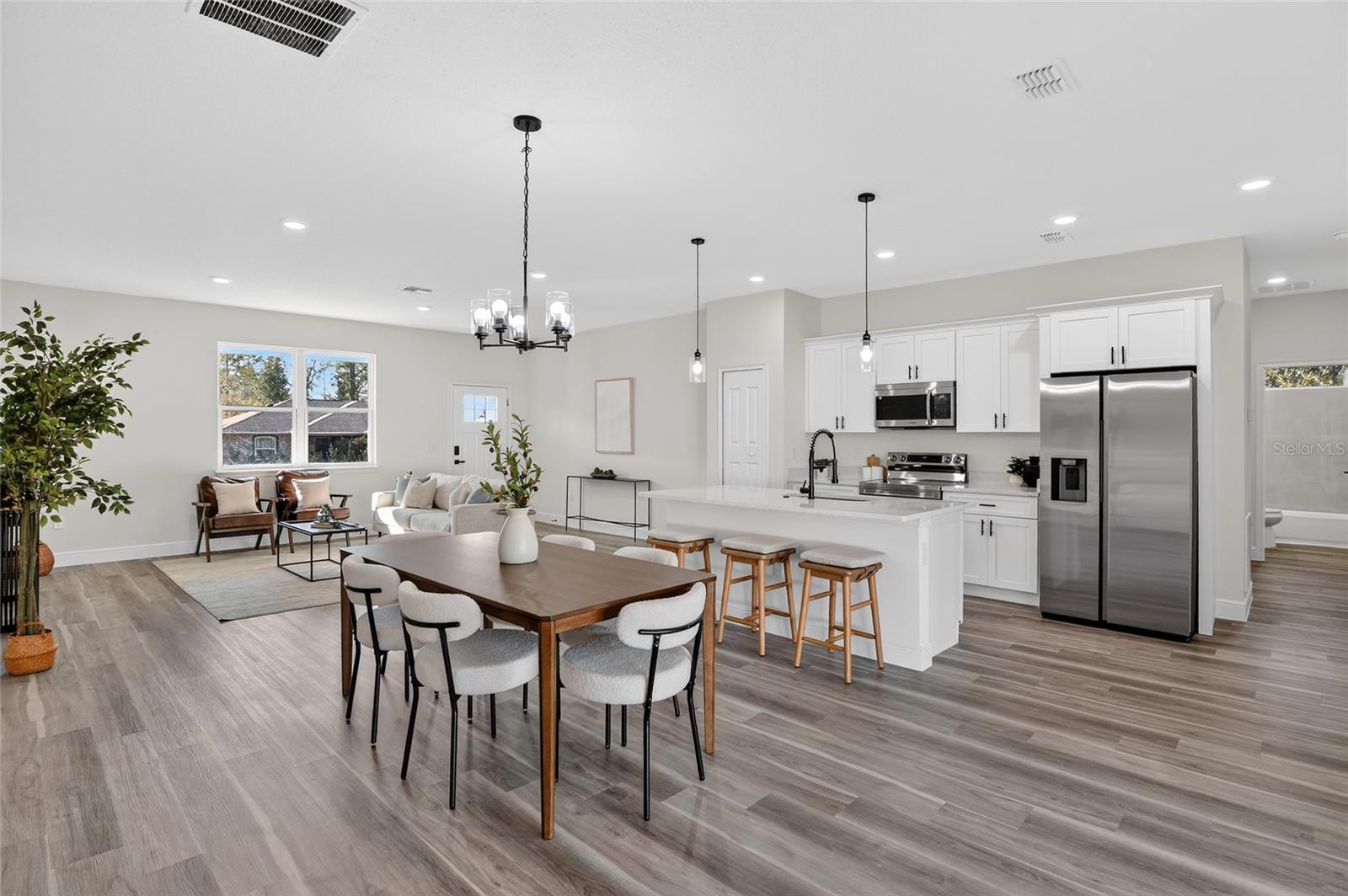 CITRUS SPGS UNIT 11 - Residential Lease
