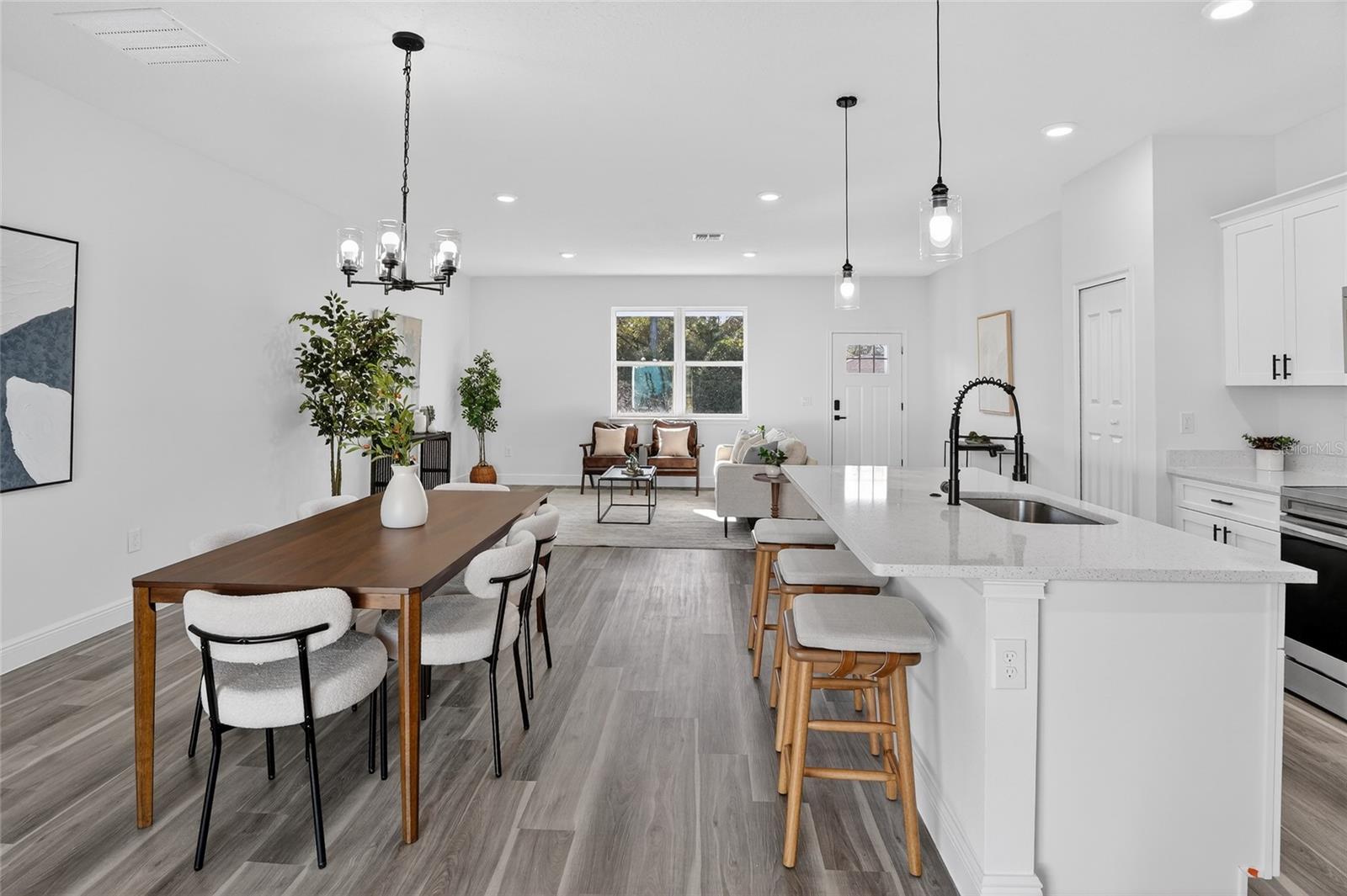 CITRUS SPGS UNIT 11 - Residential Lease