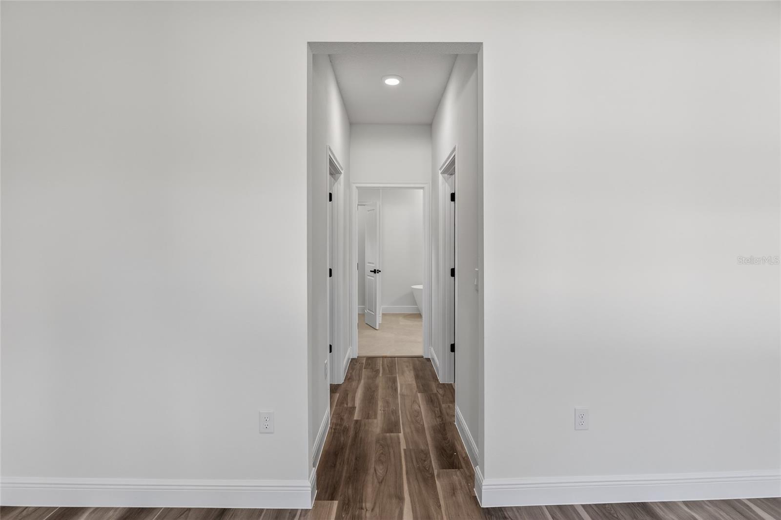 CITRUS SPGS UNIT 11 - Residential Lease