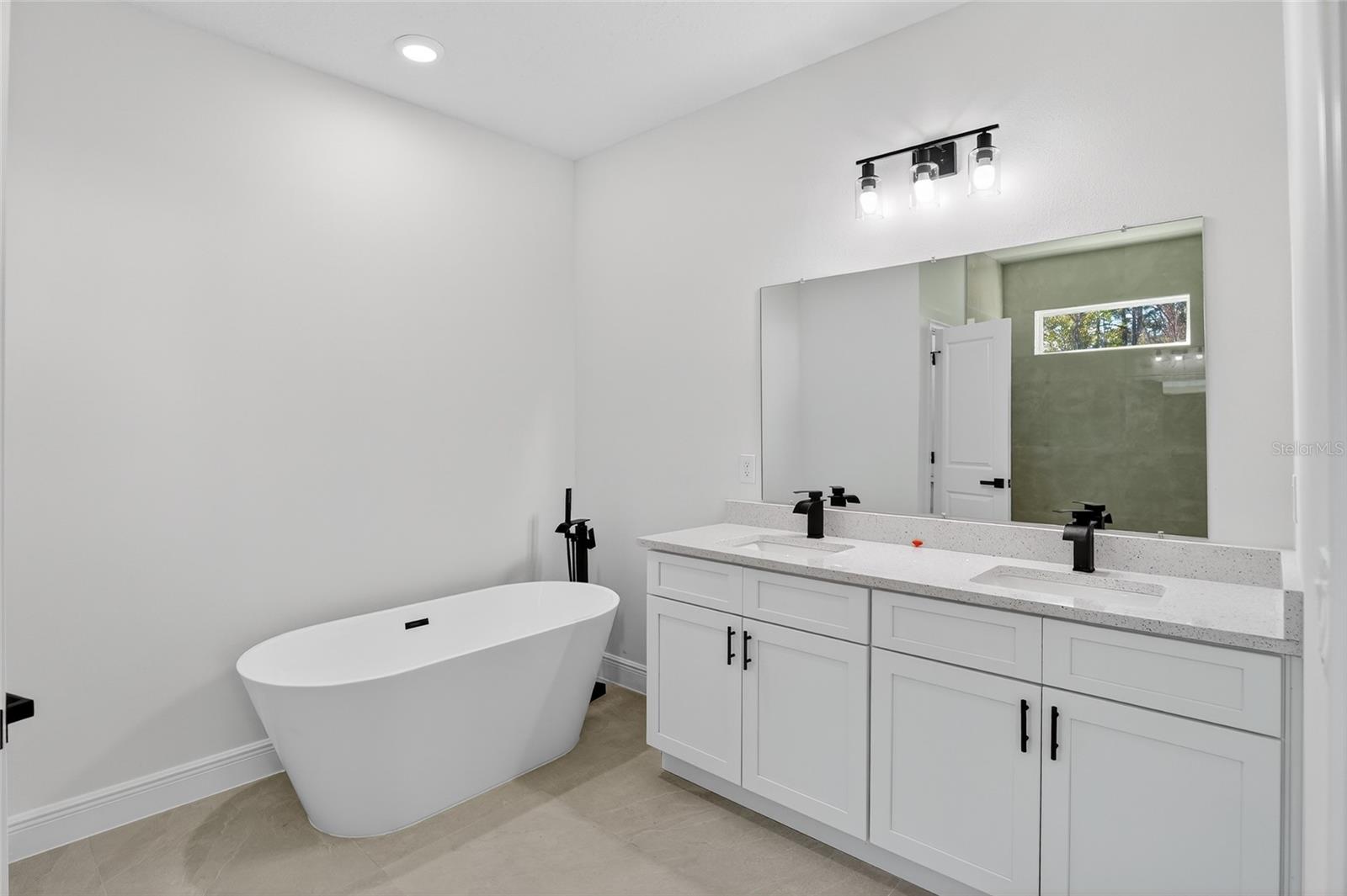 CITRUS SPGS UNIT 11 - Residential Lease