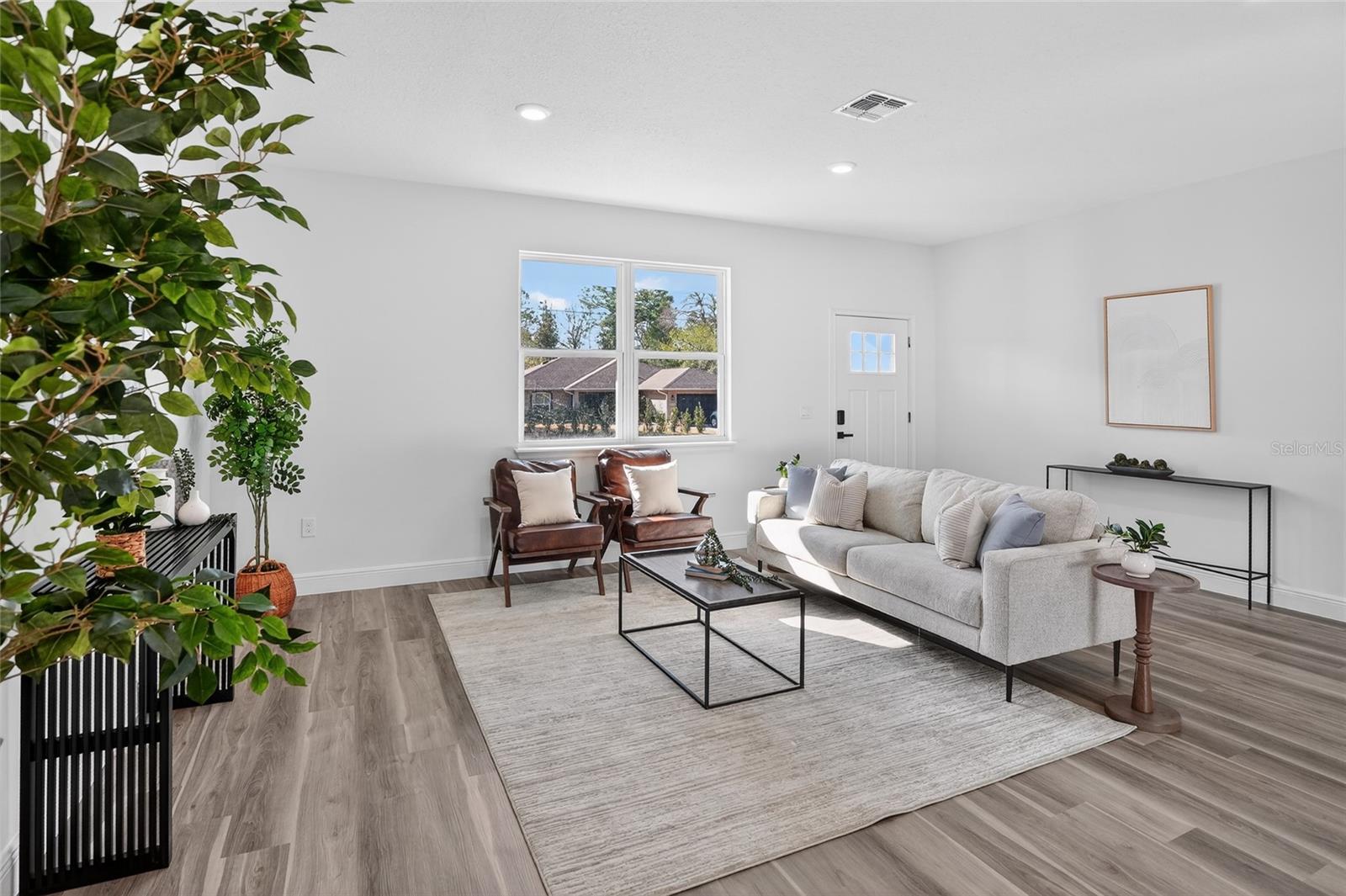 CITRUS SPGS UNIT 11 - Residential Lease