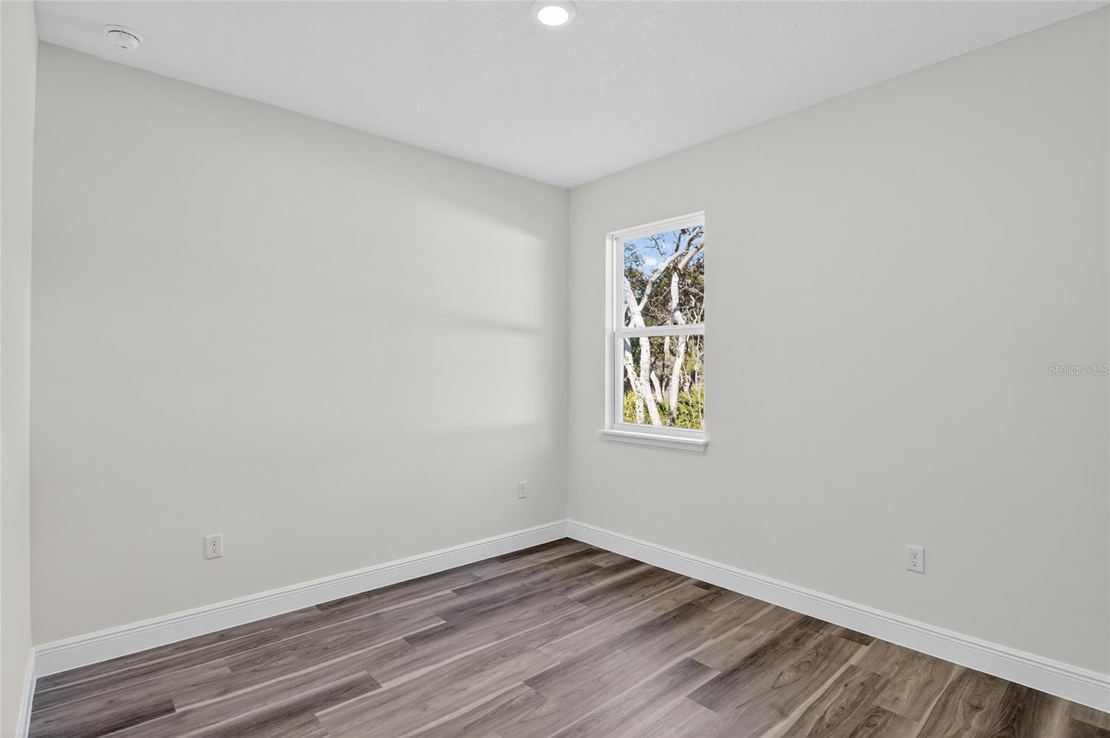 CITRUS SPGS UNIT 11 - Residential Lease
