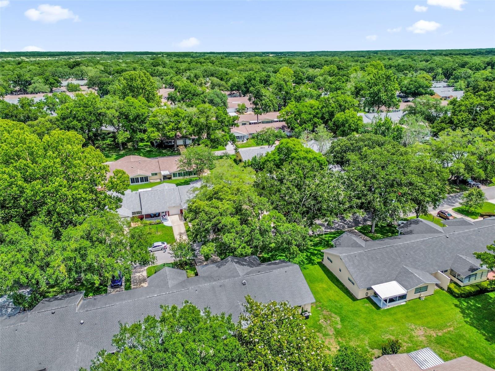 CIRCLE SQUARE WOODS - Residential