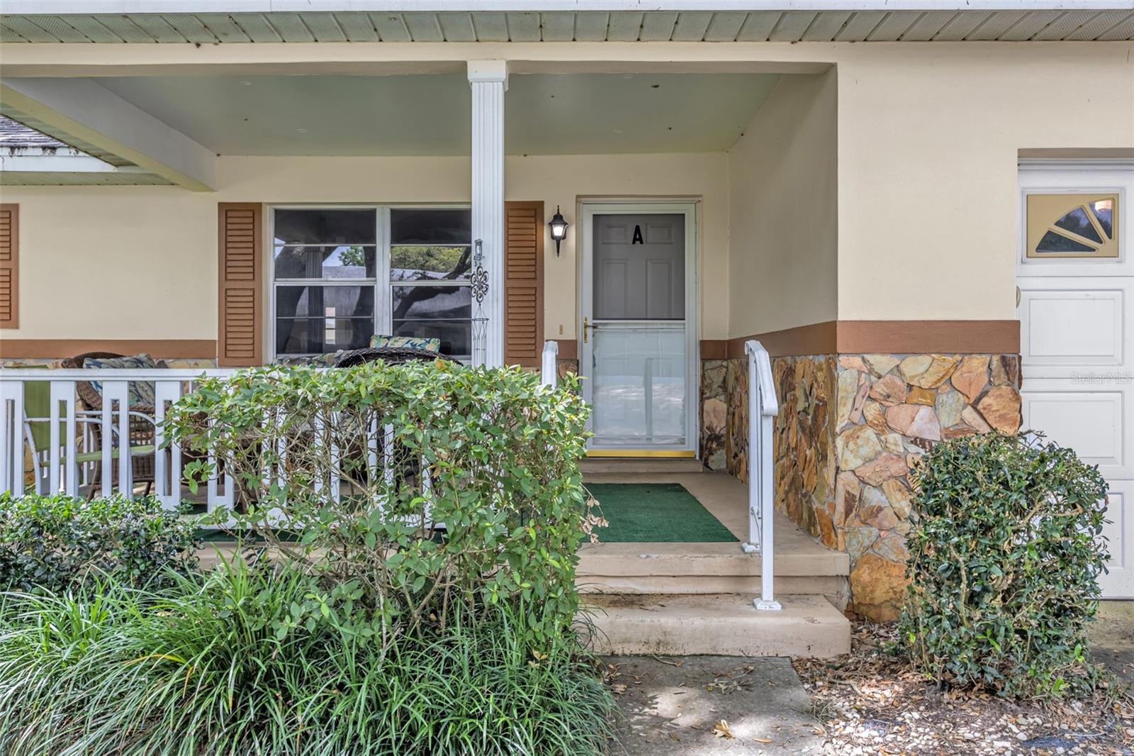 CIRCLE SQUARE WOODS - Residential