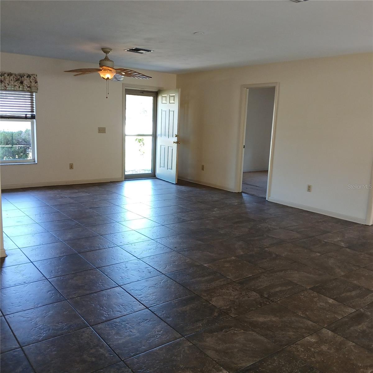 CITRUS SPGS UNIT 02 - Residential