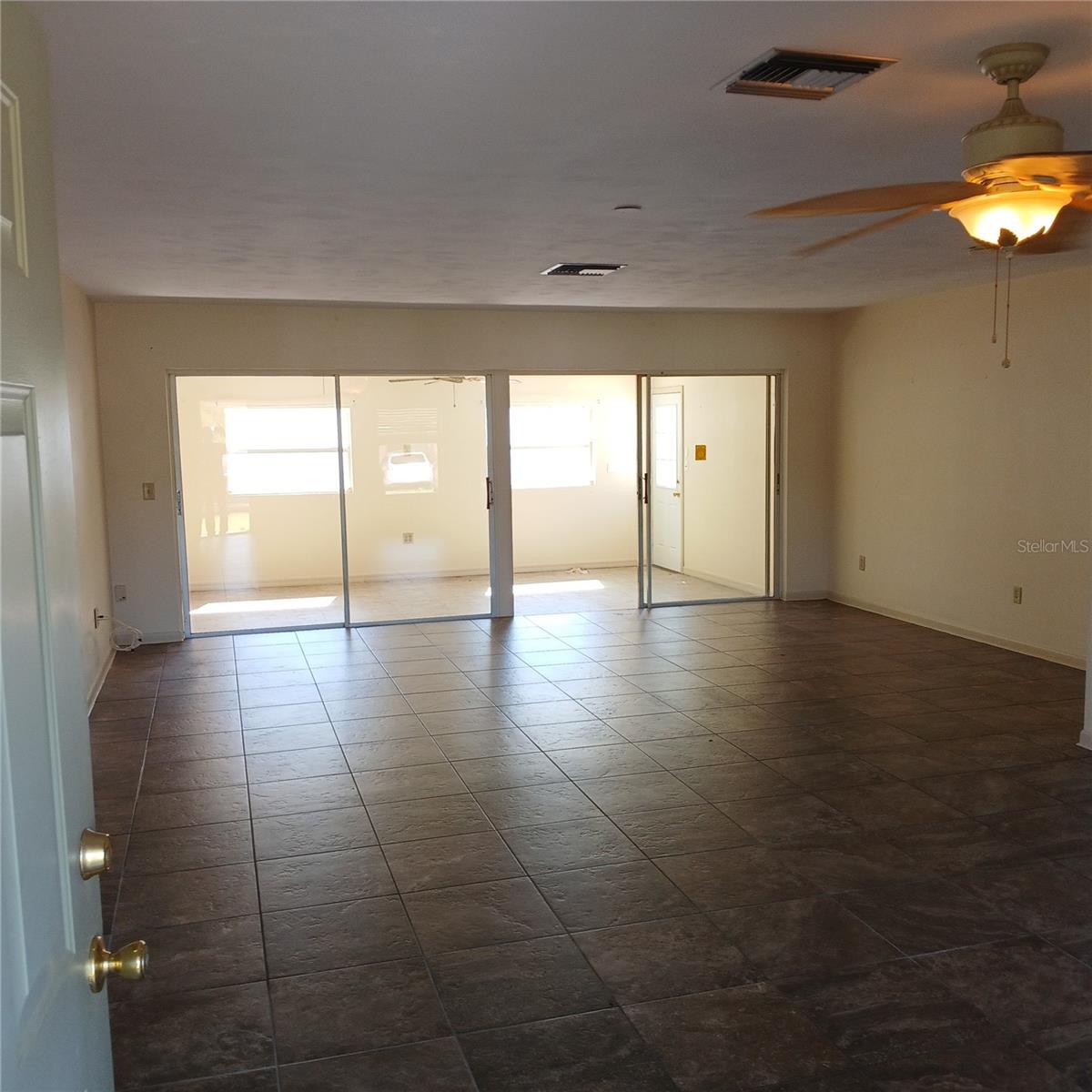 CITRUS SPGS UNIT 02 - Residential