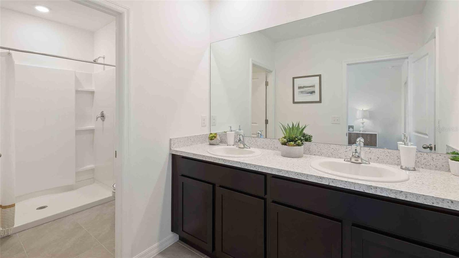 MANGROVE POINT - Residential