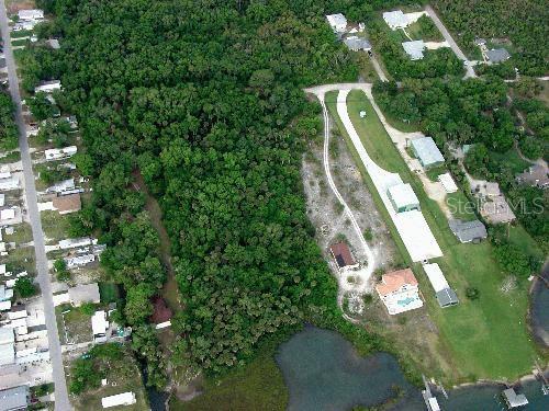 WATERFRONT PARK - Land