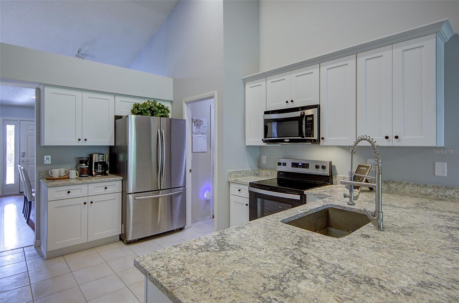 PROVIDENCE LAKES UNIT IV PH - Residential