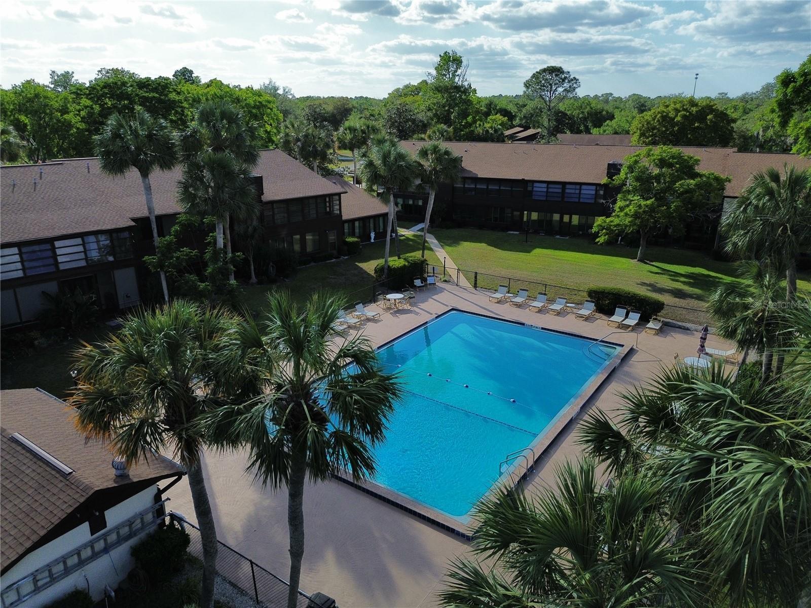 FAIRWAYS/SILVER SPG SHRS 6 BLD - Residential