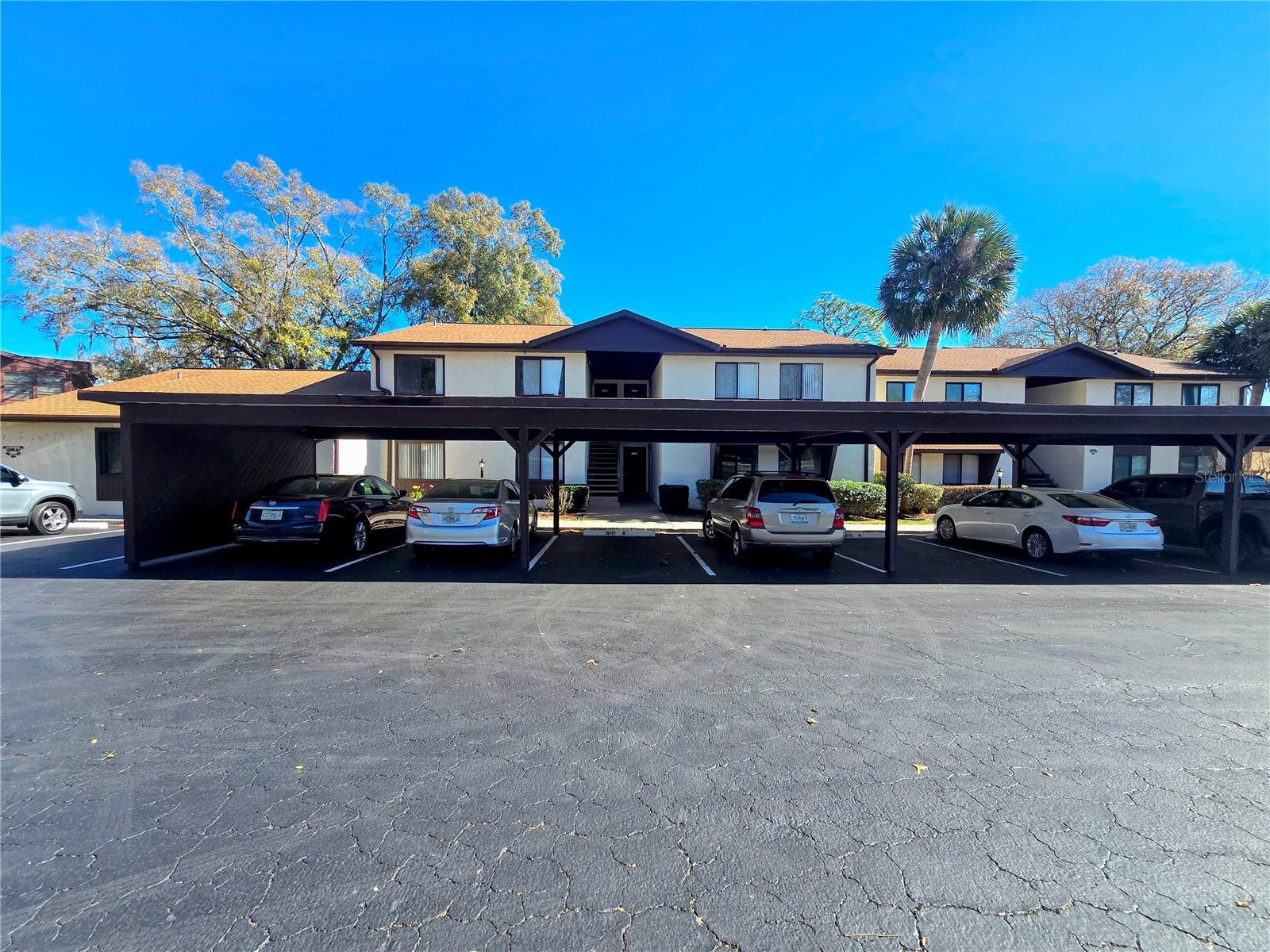 FAIRWAYS/SILVER SPG SHRS 6 BLD - Residential