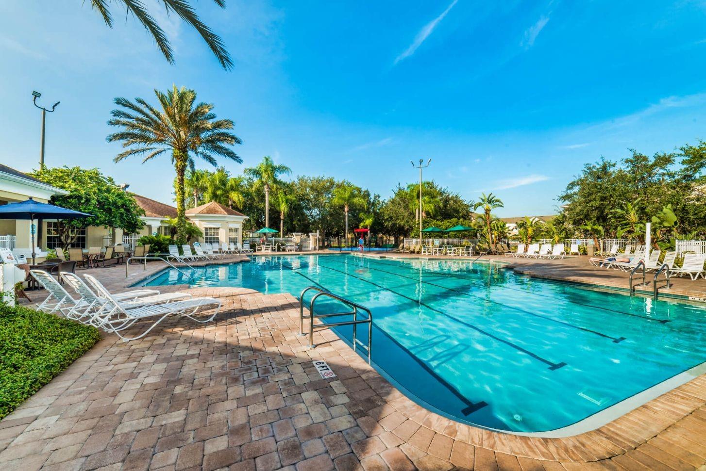 WYNDHAM PALMS CONDO PH 4 - Residential