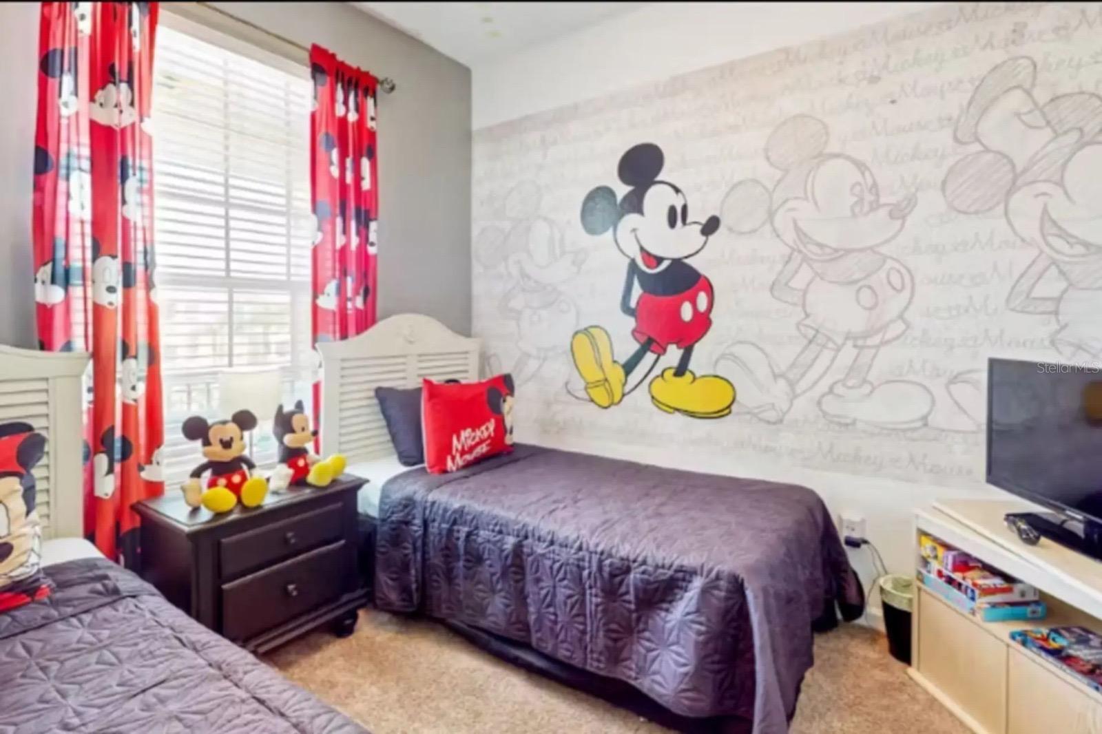 WYNDHAM PALMS CONDO PH 4 - Residential