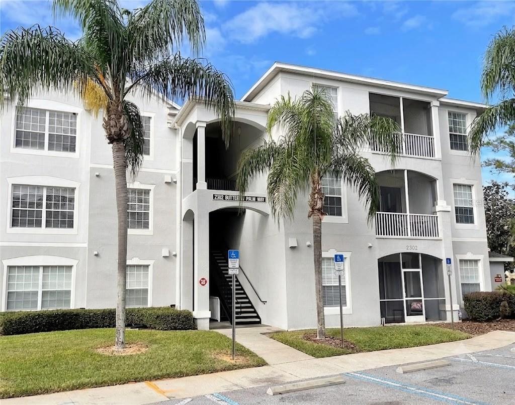WYNDHAM PALMS CONDO PH 4 - Residential