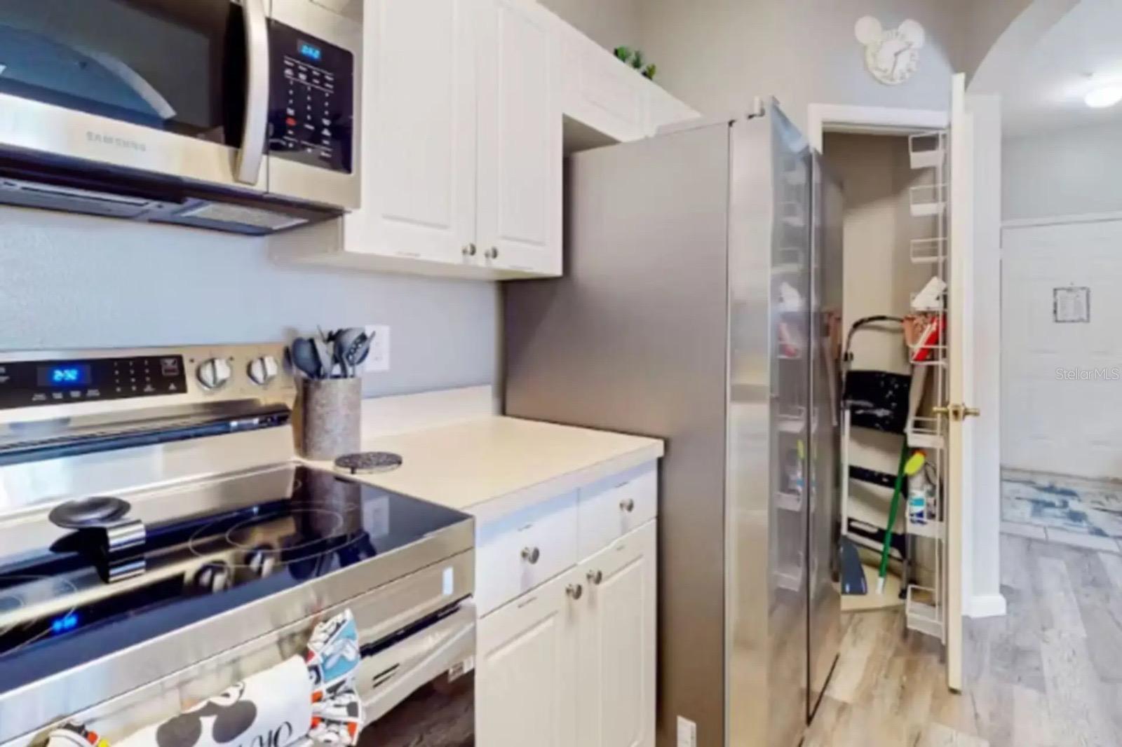 WYNDHAM PALMS CONDO PH 4 - Residential