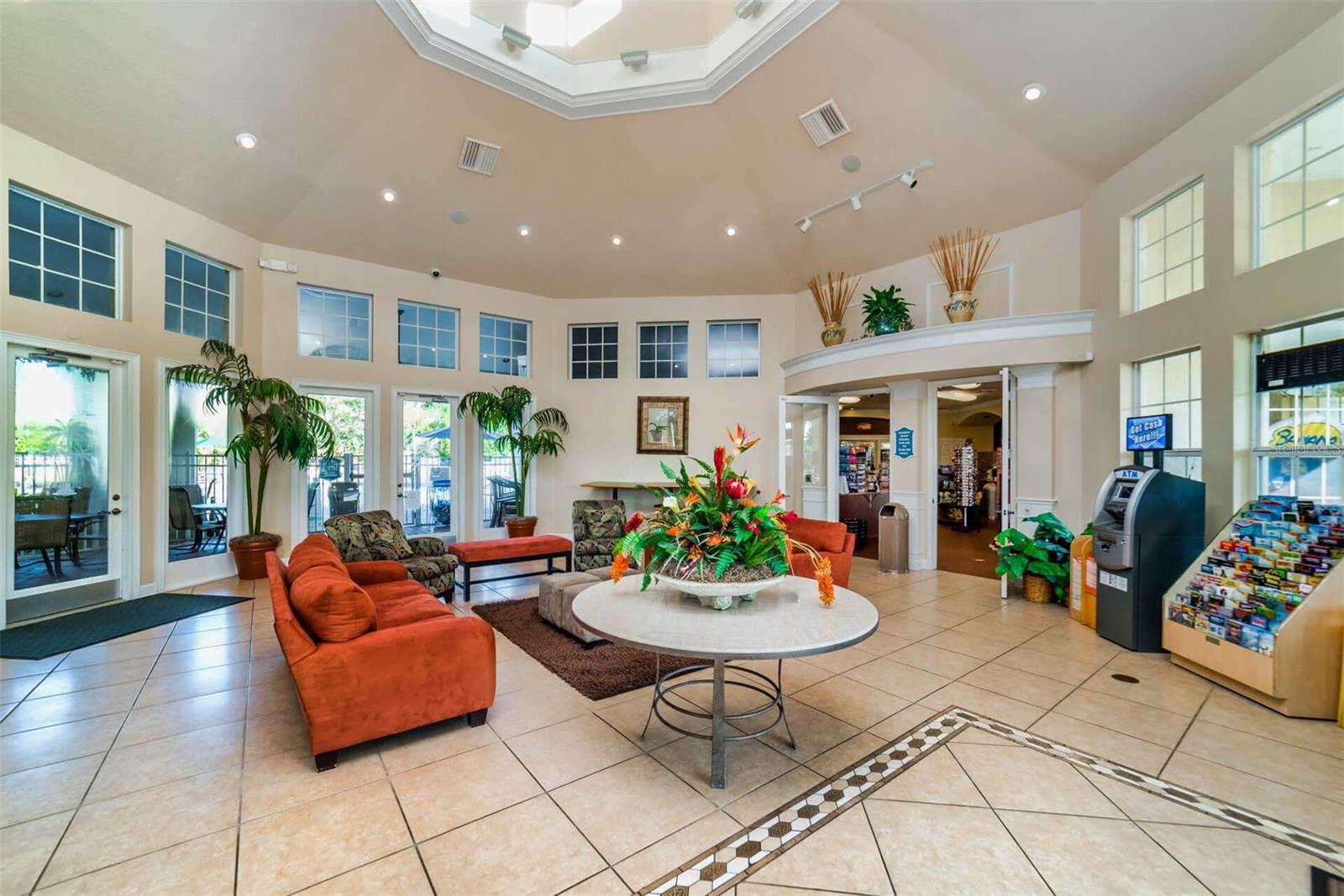 WYNDHAM PALMS CONDO PH 4 - Residential
