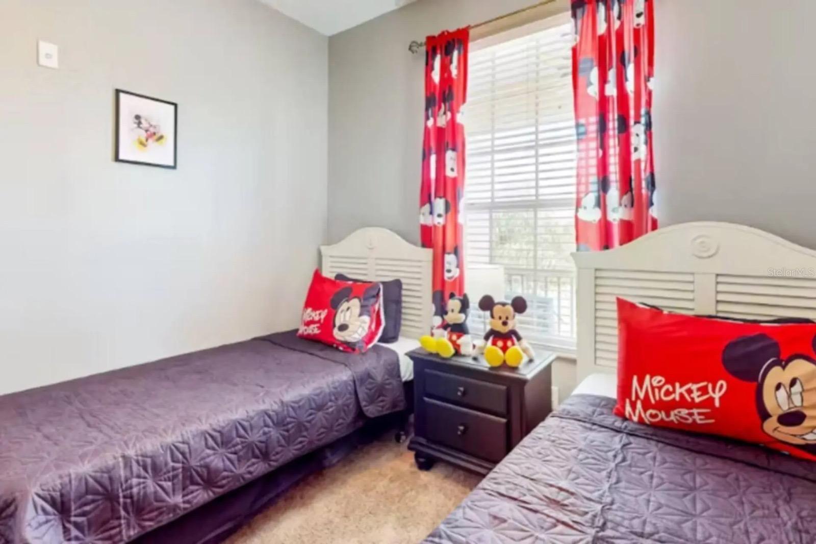 WYNDHAM PALMS CONDO PH 4 - Residential
