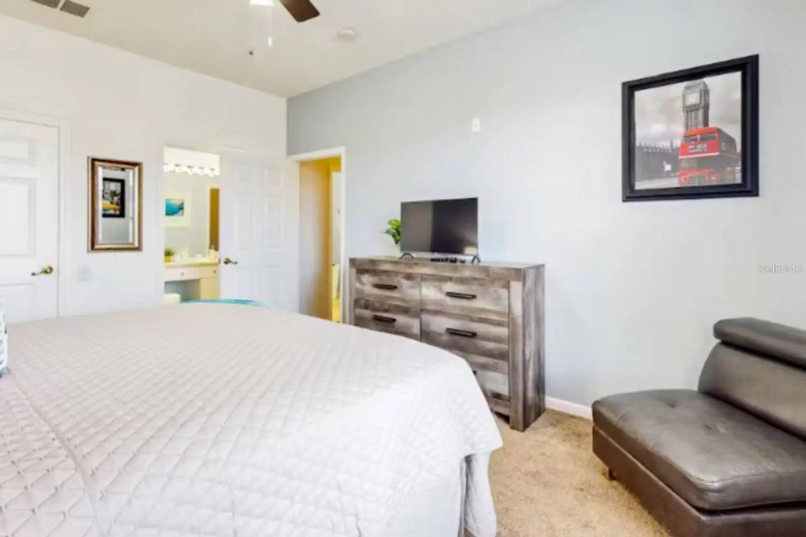 WYNDHAM PALMS CONDO PH 4 - Residential