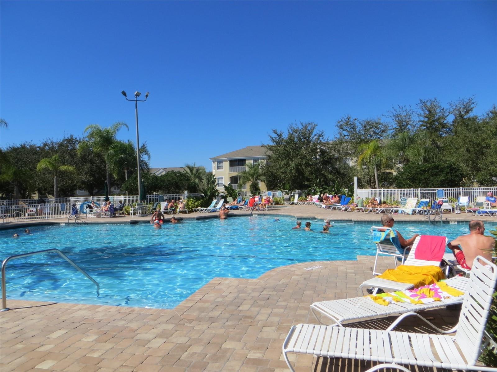 WYNDHAM PALMS CONDO PH 4 - Residential