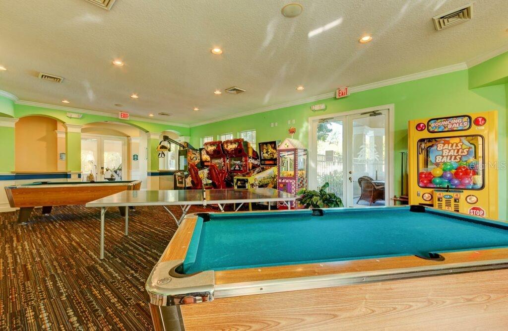 WYNDHAM PALMS CONDO PH 4 - Residential