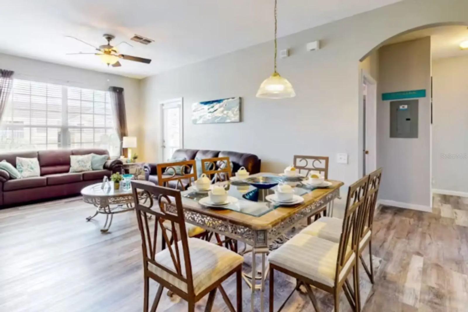 WYNDHAM PALMS CONDO PH 4 - Residential