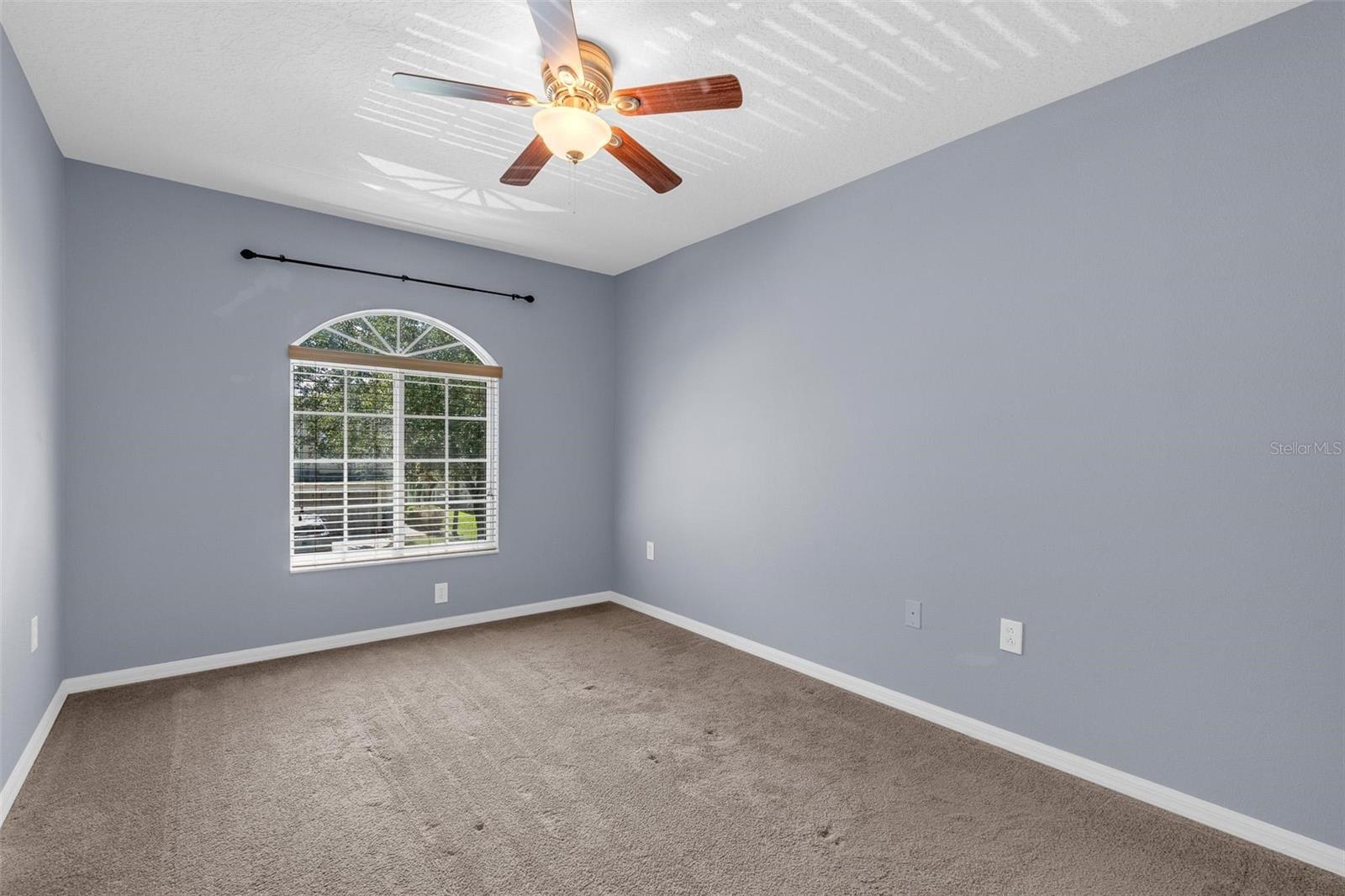 STONE CRK A-1 & A-2 - Residential Lease