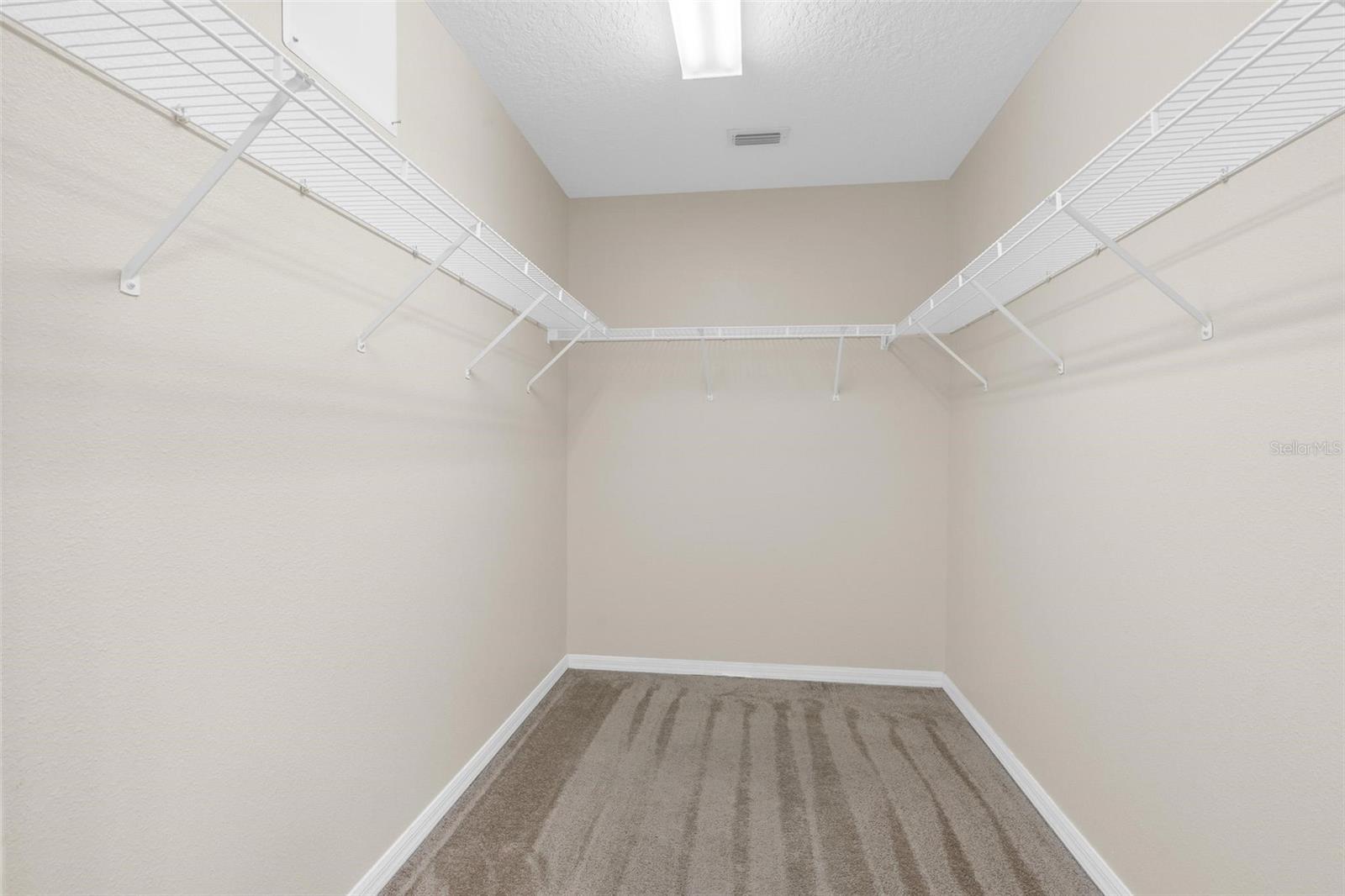STONE CRK A-1 & A-2 - Residential Lease