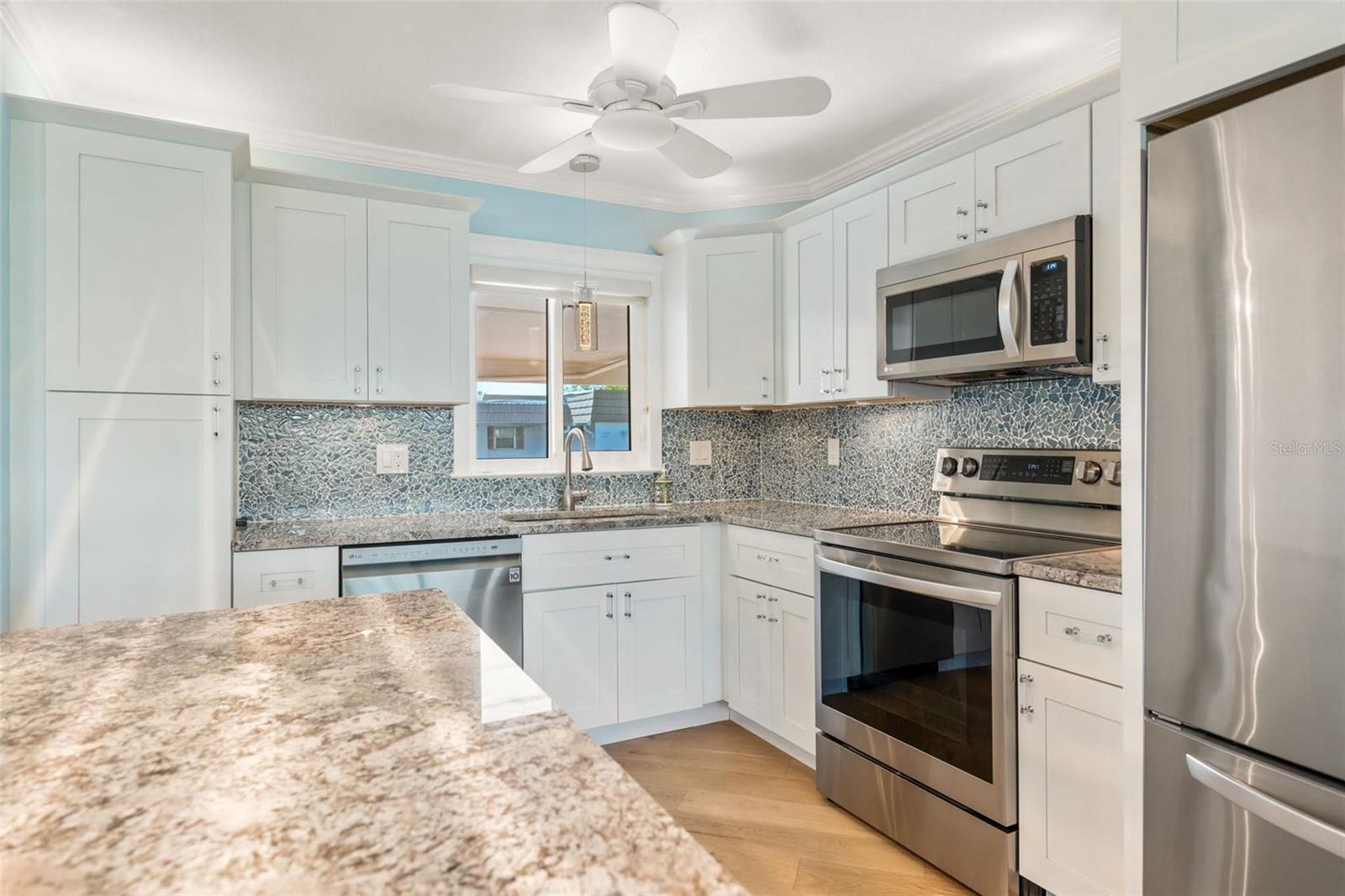 STRATHMORE RIVERSIDE III - Residential