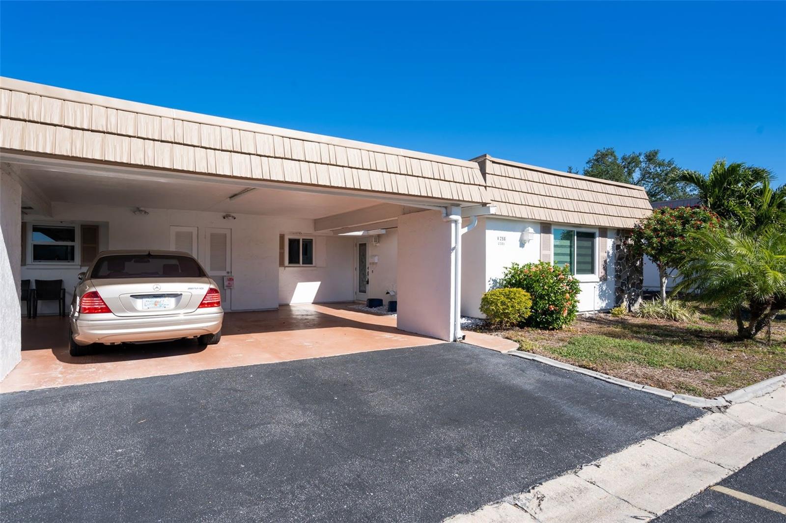 STRATHMORE RIVERSIDE III - Residential