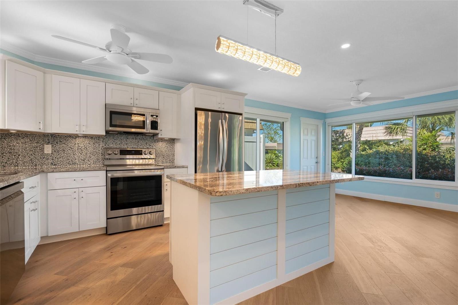 STRATHMORE RIVERSIDE III - Residential