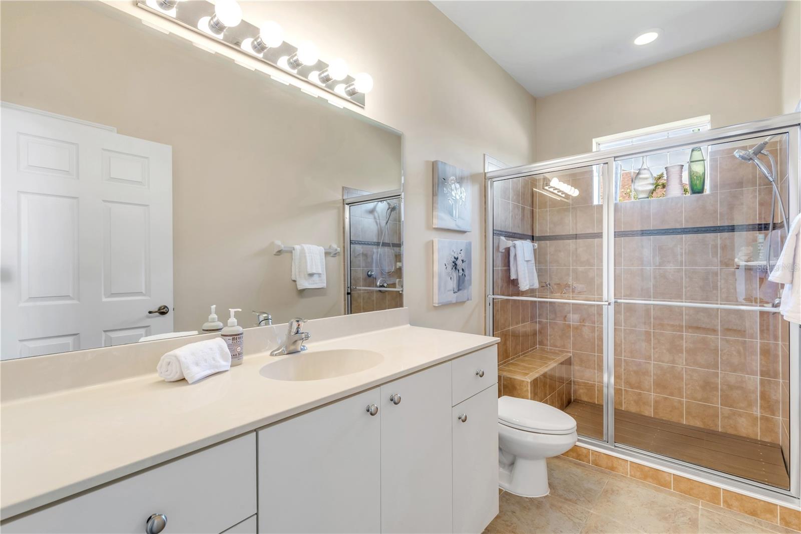 VENETIAN BAY PH 1B UNIT 03 - Residential