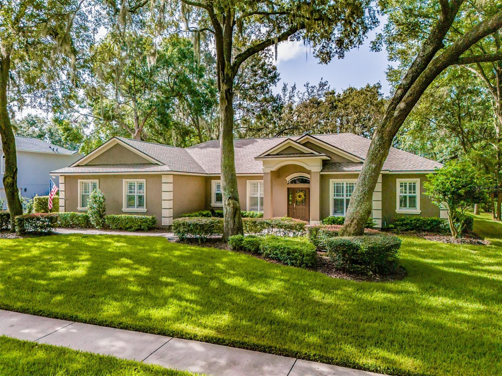FISH HAWK TRAILS UNIT 4 PH - Residential