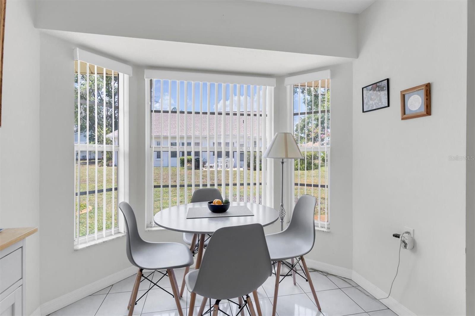 CAMBRIDGE COMMONS CONDO PH 1 - Residential