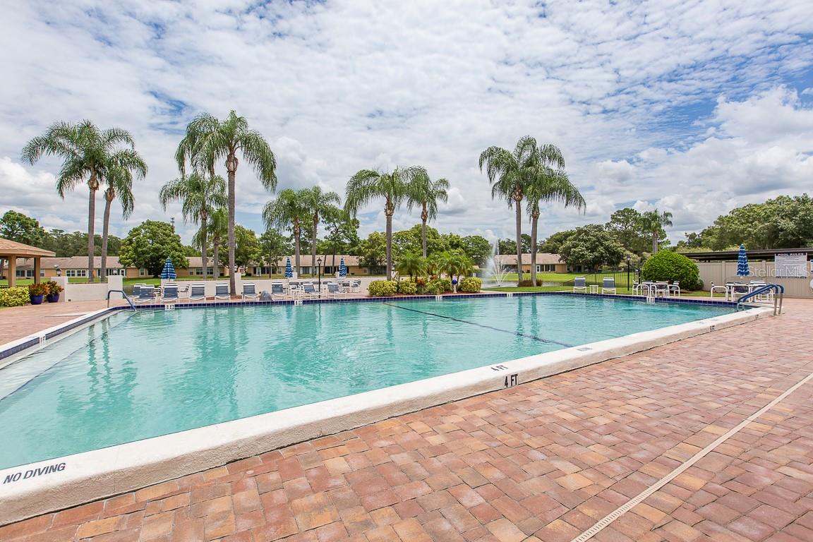 CAMBRIDGE COMMONS CONDO PH 1 - Residential