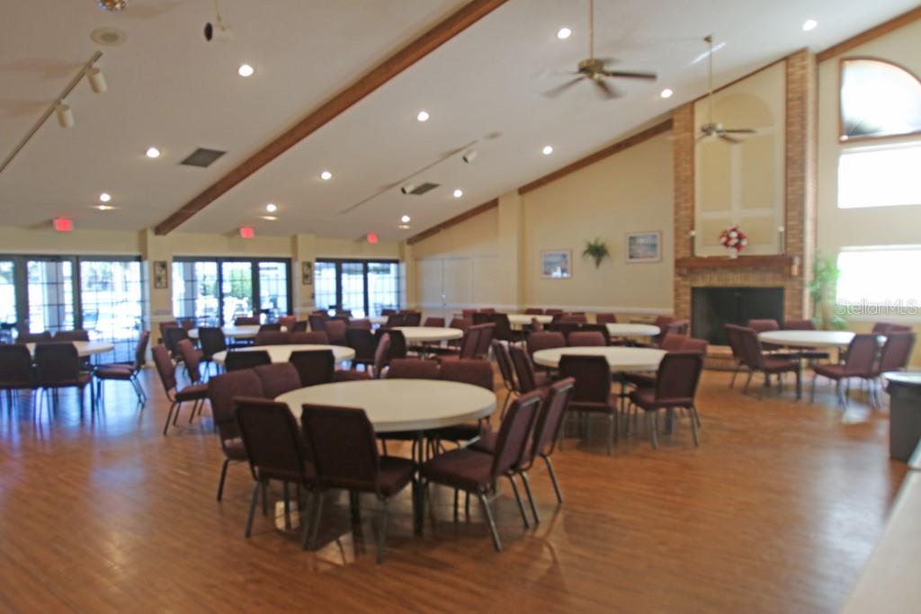 CAMBRIDGE COMMONS CONDO PH 1 - Residential